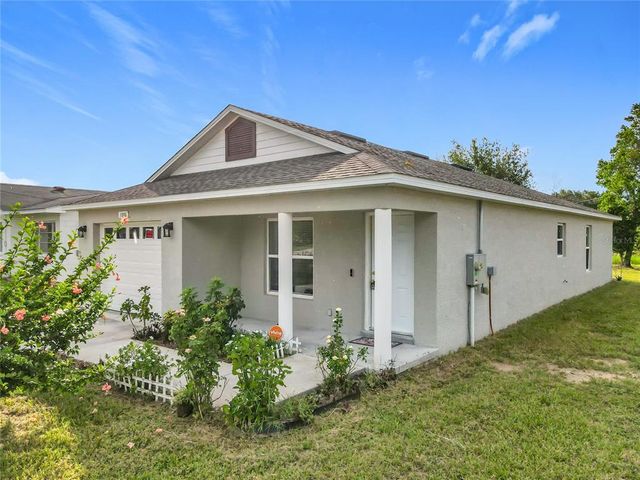 1006 DORA AVENUE, Tavares, FL 32778