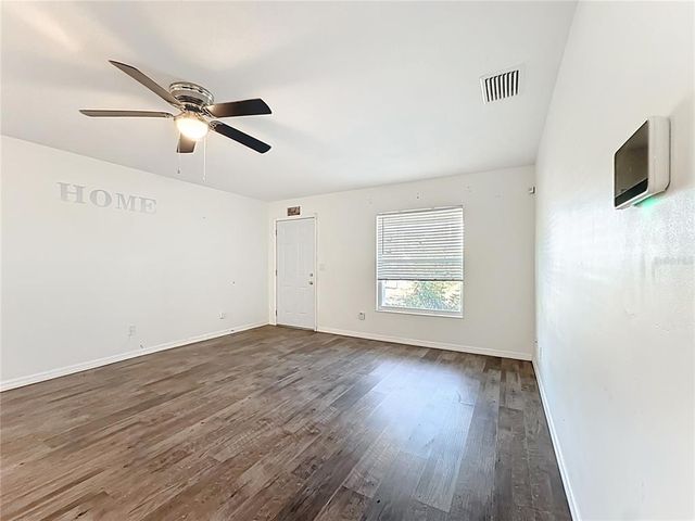 1006 DORA AVENUE, Tavares, FL 32778
