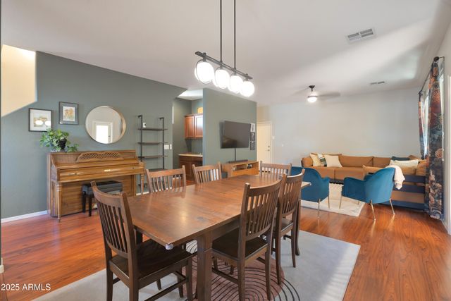 4927 W ESCUDA Drive, Glendale, AZ 85308