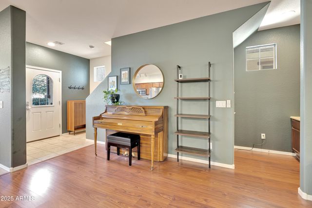 4927 W ESCUDA Drive, Glendale, AZ 85308