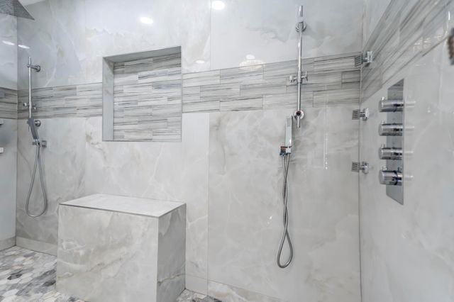 18201 SW 70th Place, Southwest Ranches, FL 33331