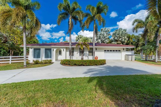 18201 SW 70th Place, Southwest Ranches, FL 33331