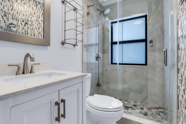 18201 SW 70th Place, Southwest Ranches, FL 33331