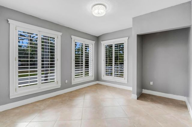 18201 SW 70th Place, Southwest Ranches, FL 33331