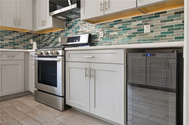 405 Crater Court, Henderson, NV 89014