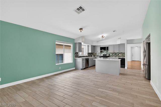 405 Crater Court, Henderson, NV 89014