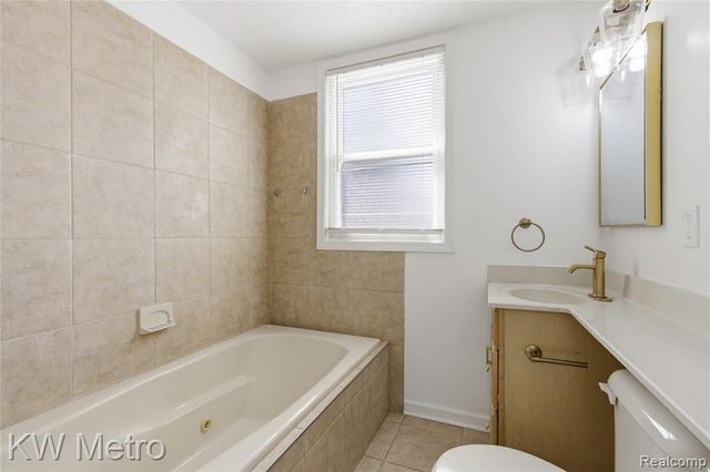 18645 Ardmore Street, Detroit, MI 48235