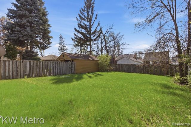 18645 Ardmore Street, Detroit, MI 48235