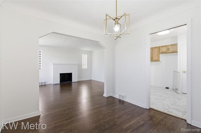 18645 Ardmore Street, Detroit, MI 48235