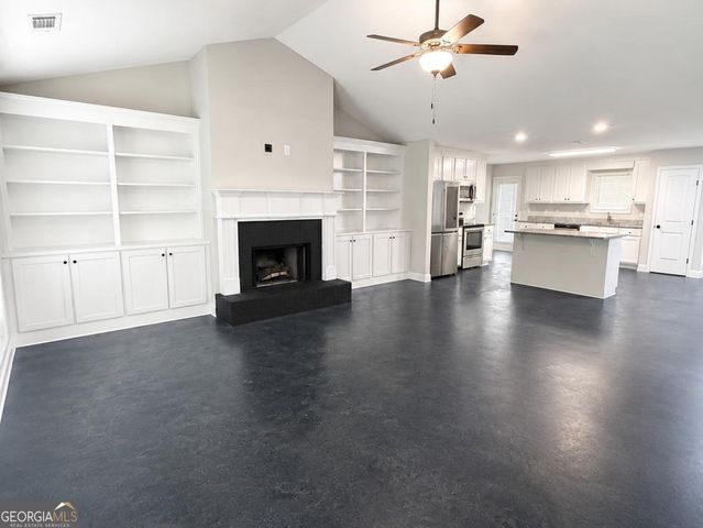 239 First Street, Statham, GA 30666