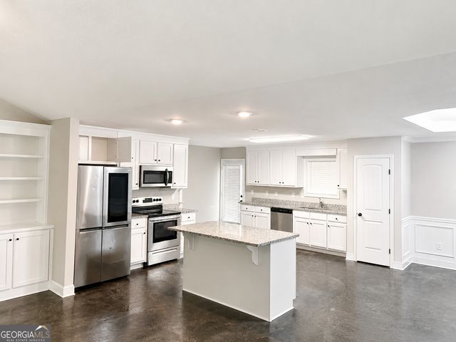 239 First Street, Statham, GA 30666