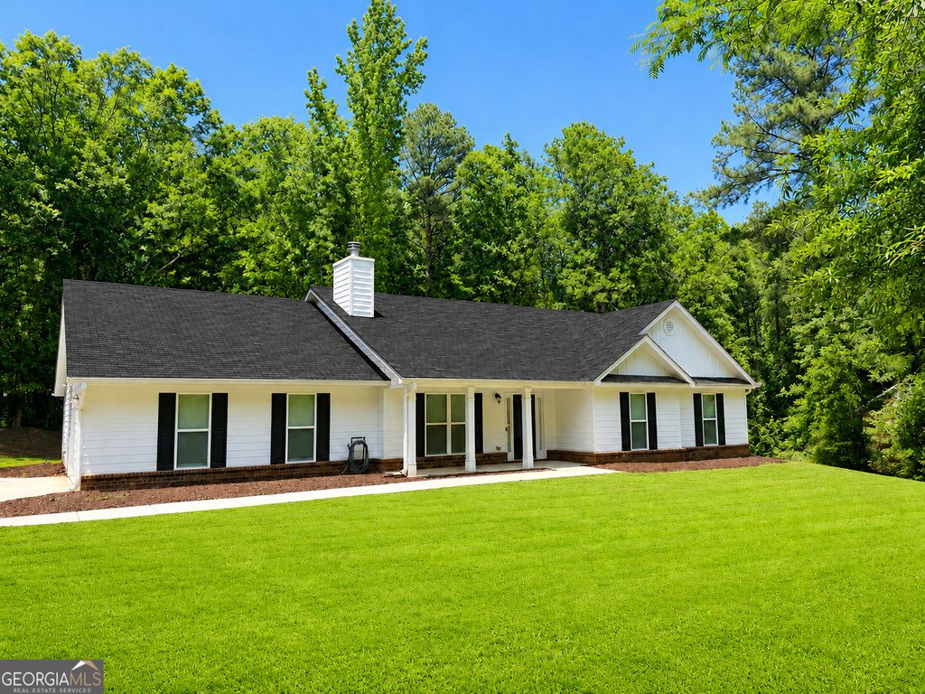 239 First Street, Statham, GA 30666