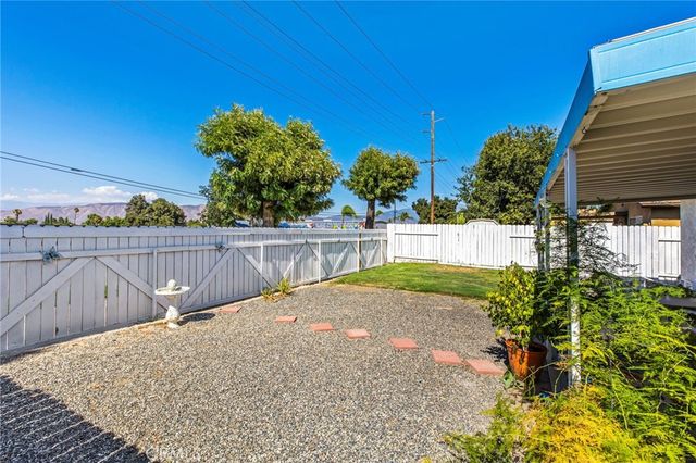 2236 San Padre, Hemet, CA 92545