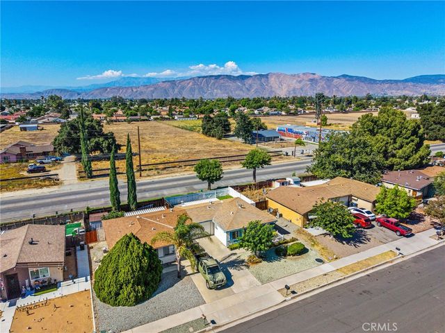 2236 San Padre, Hemet, CA 92545