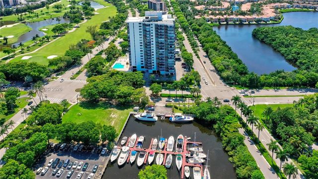 3375 N Country Club Dr 207, Aventura, FL 33180