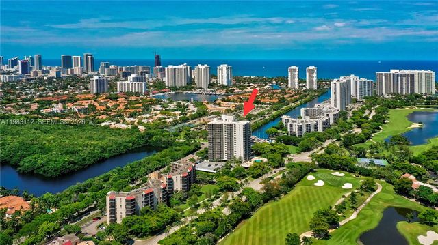 3375 N Country Club Dr 207, Aventura, FL 33180