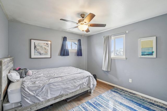 630 Peacock Avenue, Pontiac, MI 48340