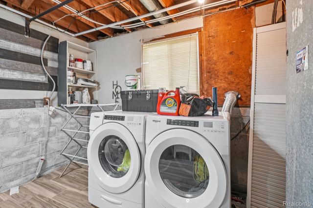 630 Peacock Avenue, Pontiac, MI 48340