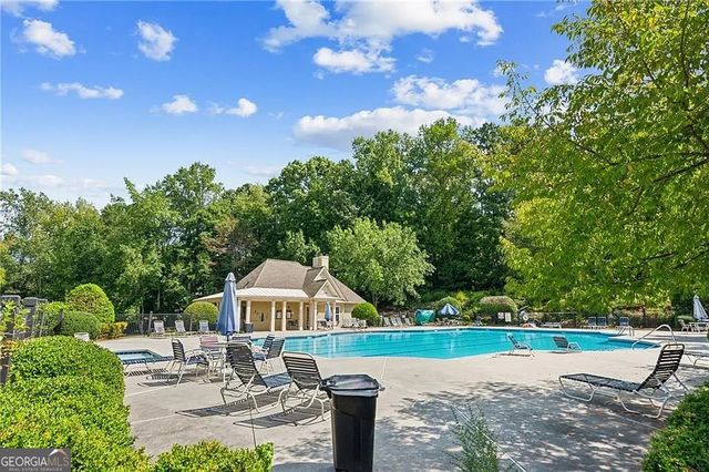 15 Hawnley Trail NW, Suwanee, GA 30024