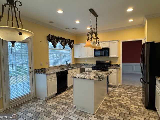 15 Hawnley Trail NW, Suwanee, GA 30024