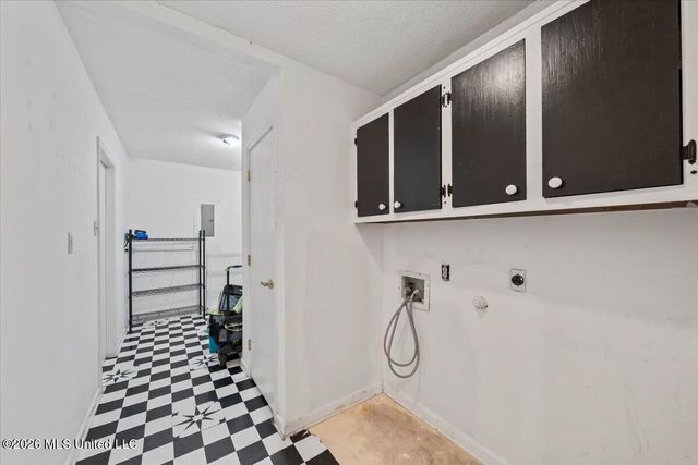 8937 Robertson Lane, Olive Branch, MS 38654