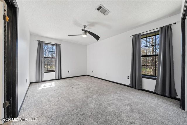 8937 Robertson Lane, Olive Branch, MS 38654