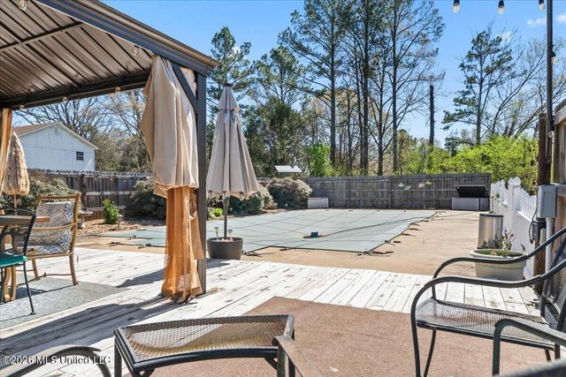 8937 Robertson Lane, Olive Branch, MS 38654