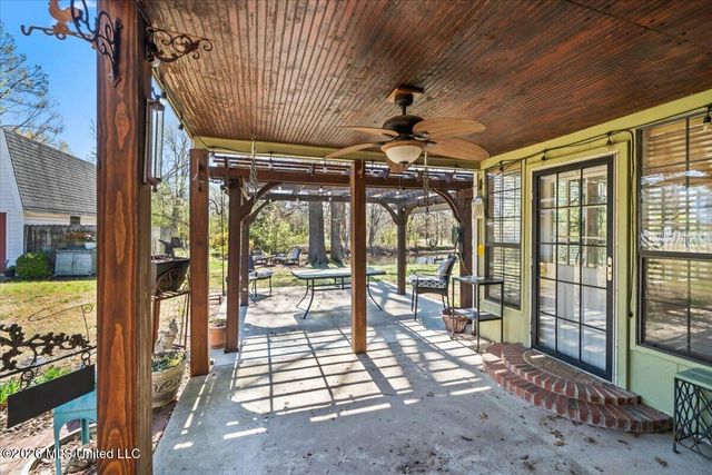 8937 Robertson Lane, Olive Branch, MS 38654