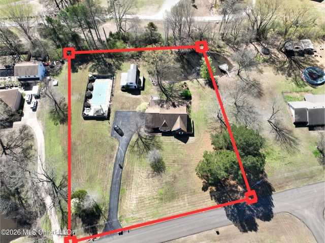 8937 Robertson Lane, Olive Branch, MS 38654