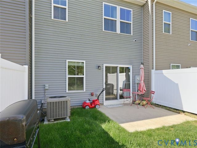 4014 Grove Point Dr, Henrico, VA 23223