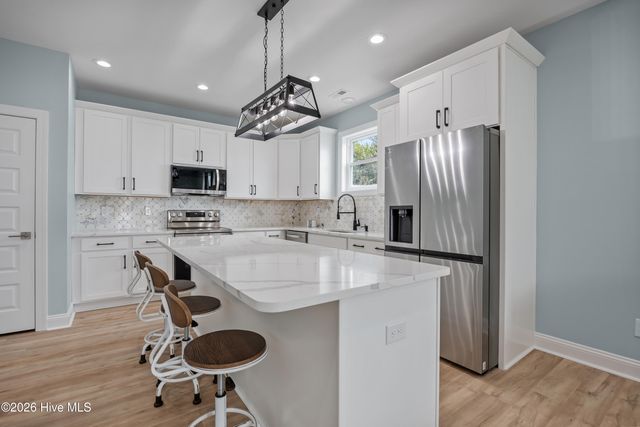 104 E Seaview Drive, Emerald Isle, NC 28594