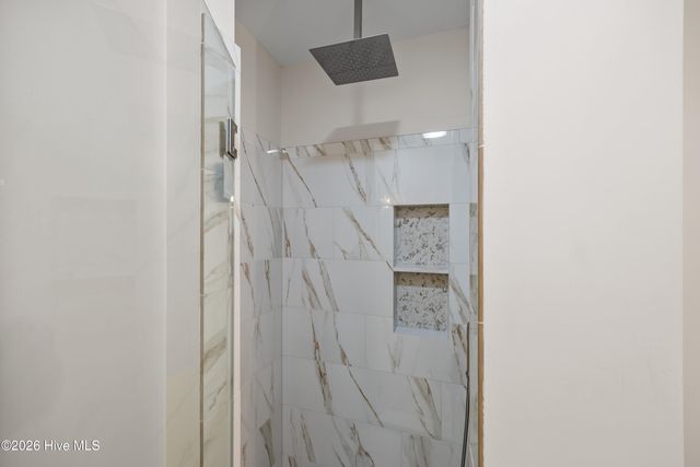 104 E Seaview Drive, Emerald Isle, NC 28594