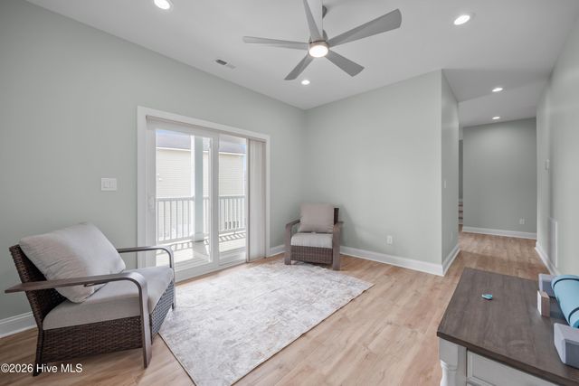 104 E Seaview Drive, Emerald Isle, NC 28594