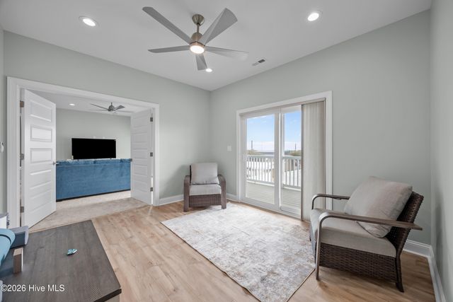 104 E Seaview Drive, Emerald Isle, NC 28594