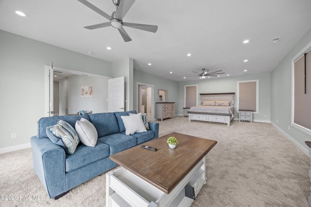 104 E Seaview Drive, Emerald Isle, NC 28594