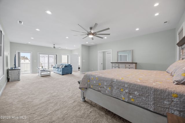 104 E Seaview Drive, Emerald Isle, NC 28594