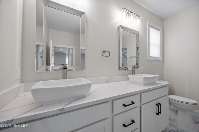 104 E Seaview Drive, Emerald Isle, NC 28594