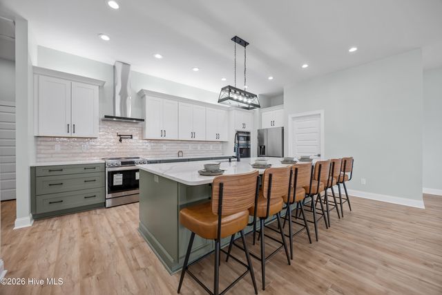 104 E Seaview Drive, Emerald Isle, NC 28594