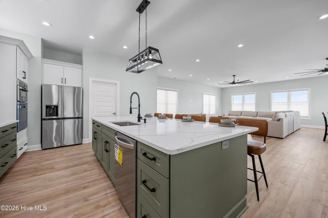 104 E Seaview Drive, Emerald Isle, NC 28594