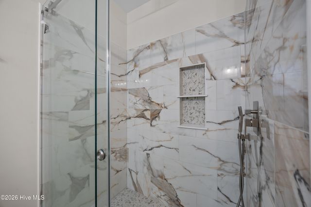 104 E Seaview Drive, Emerald Isle, NC 28594