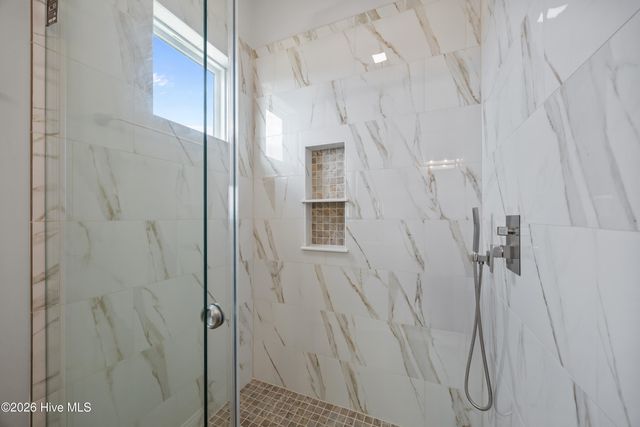 104 E Seaview Drive, Emerald Isle, NC 28594