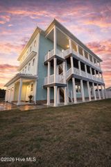104 E Seaview Drive, Emerald Isle, NC 28594