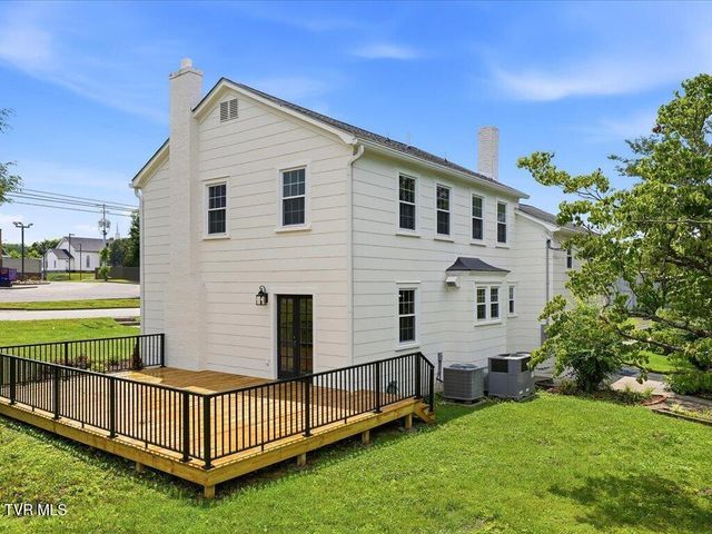 814 East Jefferson Street, Jefferson City, TN 37760