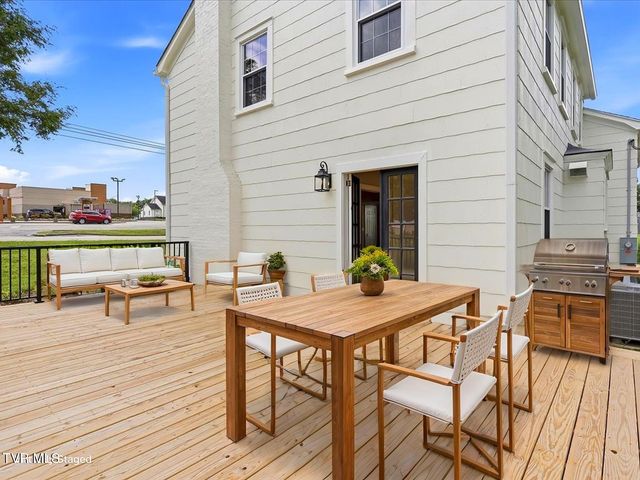 814 East Jefferson Street, Jefferson City, TN 37760