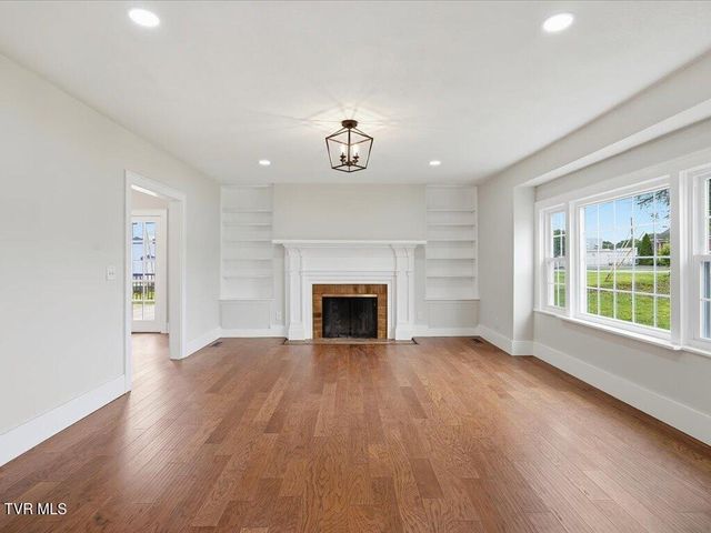 814 East Jefferson Street, Jefferson City, TN 37760