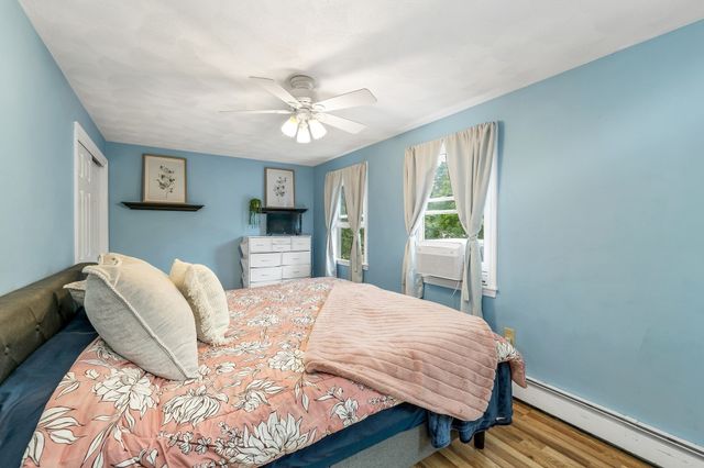 14 Burnside Ln, Merrimac, MA 01860