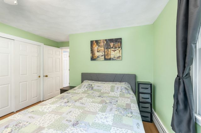 14 Burnside Ln, Merrimac, MA 01860