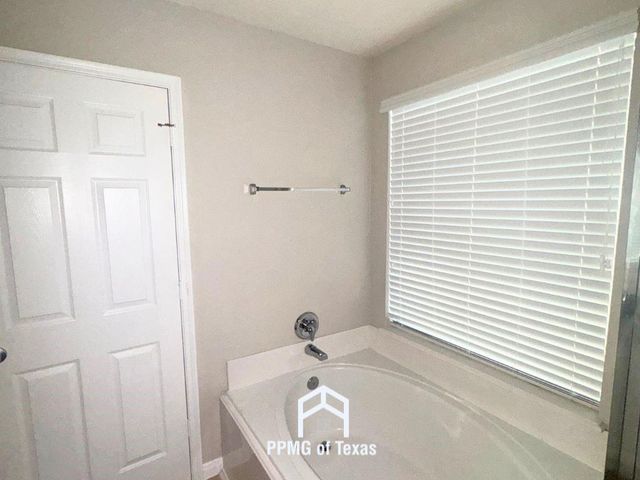 18310 Atasca Woods Trace, Humble, TX 77346