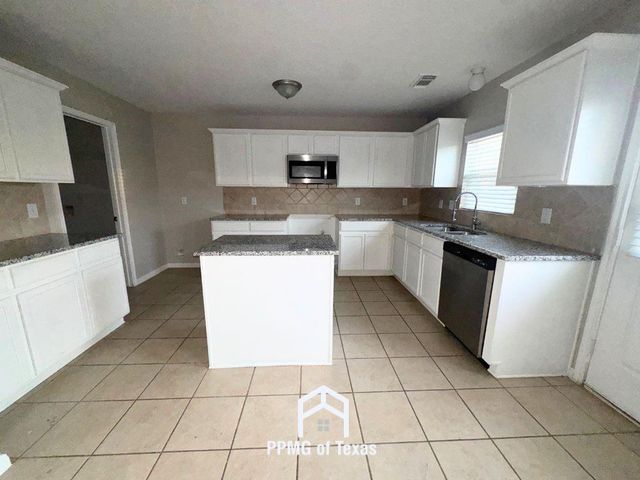 18310 Atasca Woods Trace, Humble, TX 77346