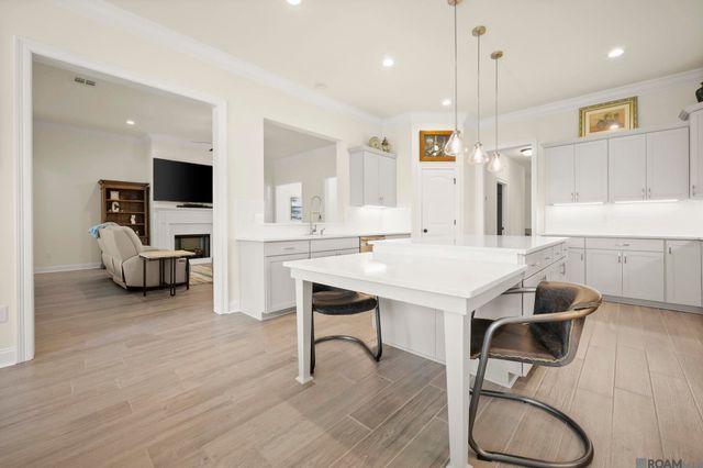 6461 Soaring Dr, Gonzales, LA 70737